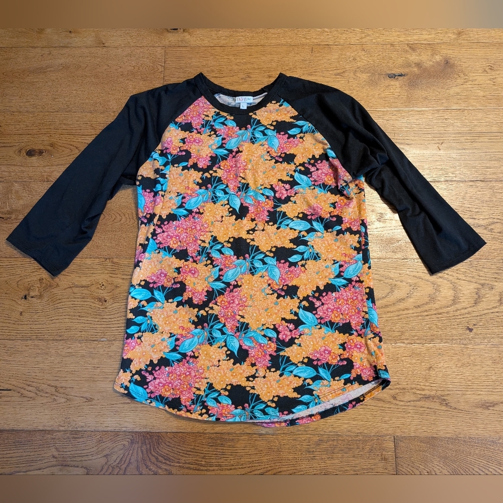 LuLaRoe Randy Baseball Style Tee with Floral Print Black Raglan Women's Large L